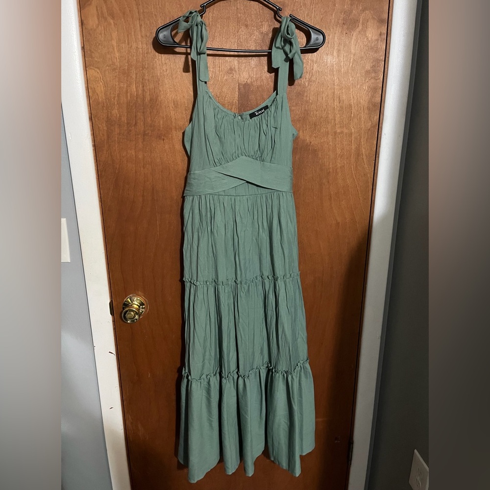 Trixxi Green Maxi Dress